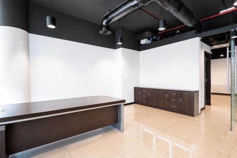 Oficina en alquiler en Business Bay, Dubai, EAU 87 m2 № 720232 - foto 14
