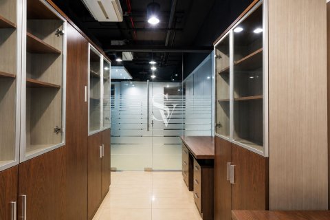 Oficina en alquiler en Business Bay, Dubai, EAU 87 m2 № 720232 - foto 2