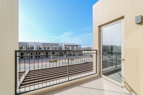 Townhouse in DAMAC Hills (Akoya by DAMAC), Dubai, UAE 3 bedrooms, 186 sq.m. № 648657 - photo 3