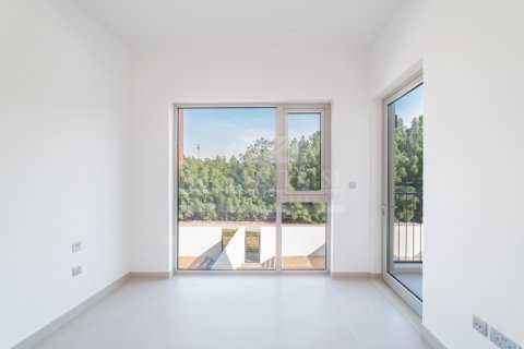 Townhouse in DAMAC Hills (Akoya by DAMAC), Dubai, UAE 3 bedrooms, 186 sq.m. № 648657 - photo 4