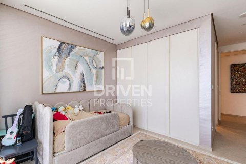 Apartment in Jumeirah, Dubai, UAE 4 bedrooms, 331.11 sq.m. № 745050 - photo 15