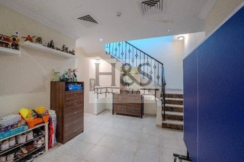 Villa in Jumeirah Village Circle, Dubai, UAE 3 bedrooms, 273 sq.m. № 642263 - photo 19