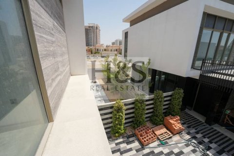 Huvila Al Barsha, Dubai, Arabiemiraatit 4 makuuhuonetta, 465 m2 № 642241 - kuva 2