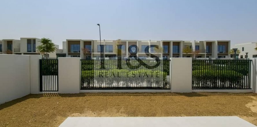 Stadthaus in Dubai, VAE: 4 Schlafzimmer, 257 m2 Nr. 642240