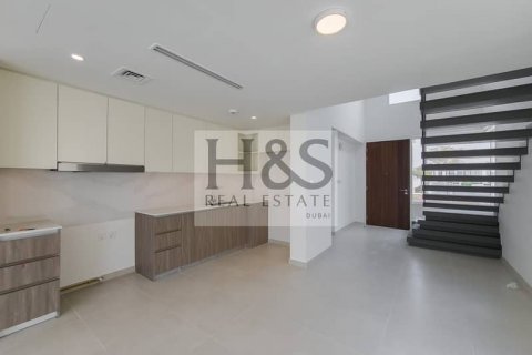 Shtëpi në qytet në Dubai, Emiratet e Bashkuara Arabe 4 dhoma gjumi, 257 m2. № 642240 - Foto 5