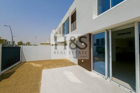 Shtëpi në qytet në Dubai, Emiratet e Bashkuara Arabe 4 dhoma gjumi, 257 m2. № 642240 - Foto 2