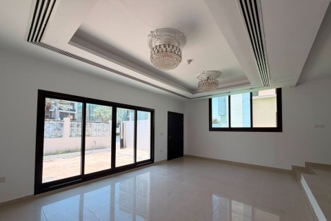 Rekkehus til leie i Jumeirah Village Circle, Dubai, Emiratene 4 soverom, 169.55 kvm Nr. 750197 - Foto 4