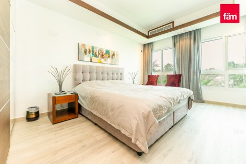 Vila u Dubai, UAE 5 spavaćih soba, 656.5 m2 Br. 644819 - fotografija 19