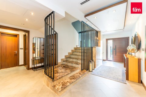 Vila u Dubai, UAE 5 spavaćih soba, 656.5 m2 Br. 644819 - fotografija 14