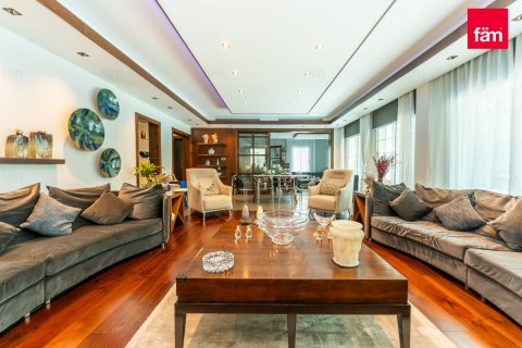 Vila u Dubai, UAE 5 spavaćih soba, 656.5 m2 Br. 644819 - fotografija 4
