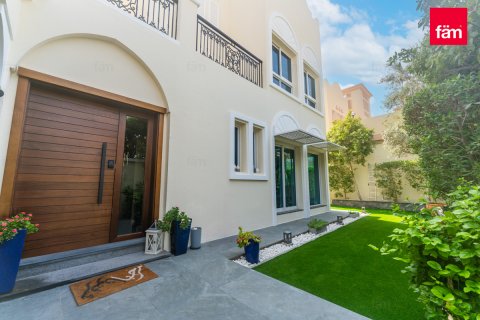 Vila u Dubai, UAE 5 spavaćih soba, 656.5 m2 Br. 644819 - fotografija 28