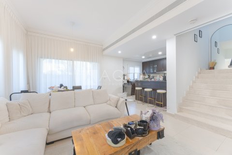 Müüa villa asukohaga Serena, Dubai, AÜE: 3 magamistoaga, 211.1 m² Nr 652005 - pilt 6