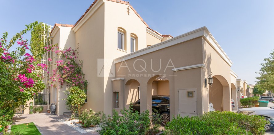 Villa asukohaga Serena, Dubai, AÜE: 3 magamistoaga, 211.1 m² Nr 652005