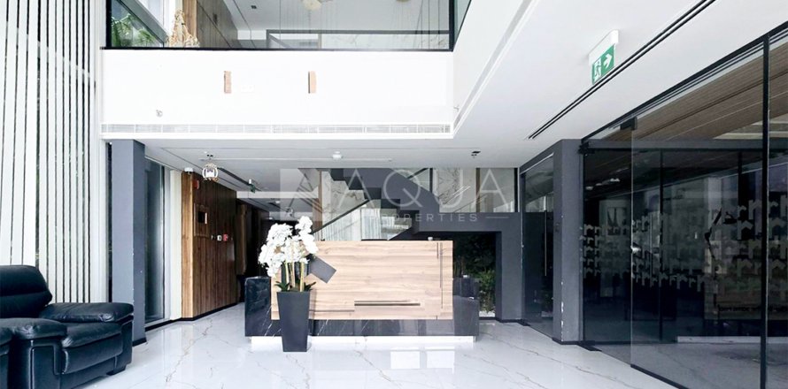 Bureau à Business Bay, Dubai, EAU: 174.5 m2 № 652007