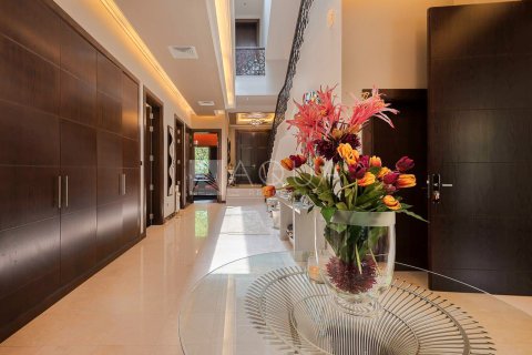 Müüa villa asukohaga Al Barari, Dubai, AÜE: 6 magamistoaga, 1181.1 m² Nr 652006 - pilt 12