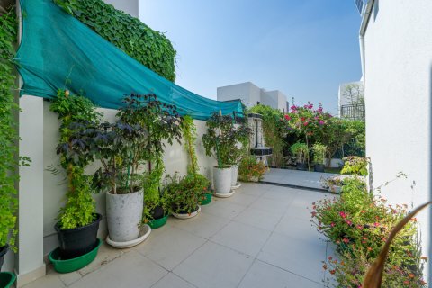 Villa en alquiler en Dubai Hills Estate, Dubai, EAU 4 dormitorios, 271 m2 № 710913 - foto 4