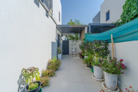 Villa en alquiler en Dubai Hills Estate, Dubai, EAU 4 dormitorios, 271 m2 № 710913 - foto 7