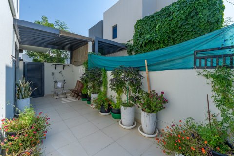 Villa en alquiler en Dubai Hills Estate, Dubai, EAU 4 dormitorios, 271 m2 № 710913 - foto 8