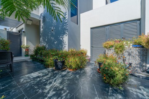Villa en alquiler en Dubai Hills Estate, Dubai, EAU 4 dormitorios, 271 m2 № 710913 - foto 14