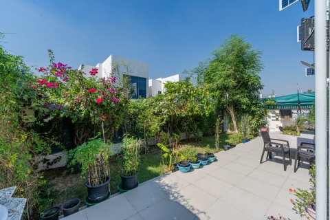 Villa en alquiler en Dubai Hills Estate, Dubai, EAU 4 dormitorios, 271 m2 № 710913 - foto 9