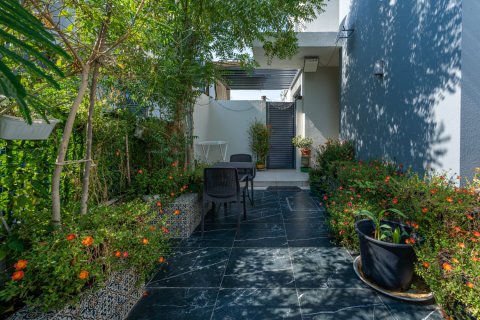 Villa en alquiler en Dubai Hills Estate, Dubai, EAU 4 dormitorios, 271 m2 № 710913 - foto 11