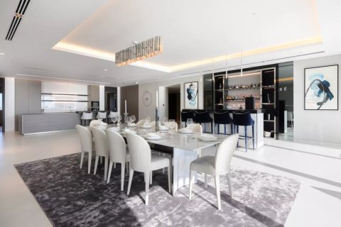 Apartment in Palm Jumeirah, Dubai, UAE 5 bedrooms, 679 sq.m. № 707735 - photo 8