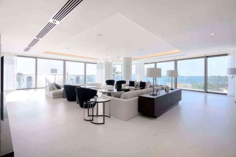Penthouse in Palm Jumeirah, Dubai, UAE 3 bedrooms, 652 sq.m. № 707734 - photo 3