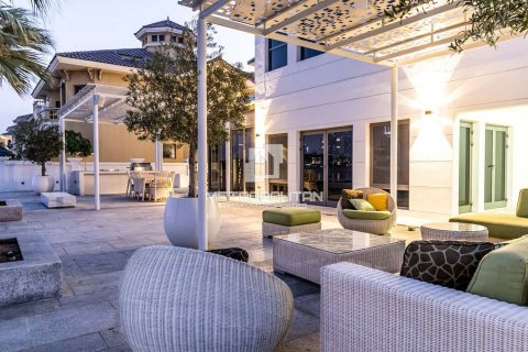 Willa na sprzedaż w Palm Jumeirah, Dubai, ZEA 6 sypialnie, 1364 mkw., nr 663636 - zdjęcie 23