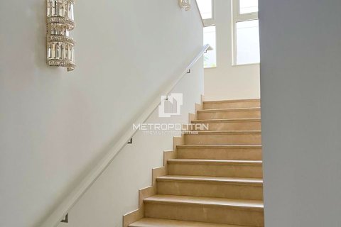 Villa en venta en Mohammed Bin Rashid City, Dubai, EAU 5 dormitorios, 702 m2 № 663656 - foto 14