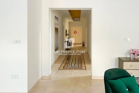 Villa en venta en Mohammed Bin Rashid City, Dubai, EAU 5 dormitorios, 702 m2 № 663656 - foto 11