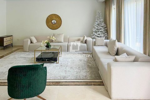 Villa en venta en Mohammed Bin Rashid City, Dubai, EAU 5 dormitorios, 702 m2 № 663656 - foto 6