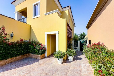 Huvila Dubai Land, Dubai, Arabiemiraatit 3 makuuhuonetta, 244.15 m2 № 761323 - kuva 2