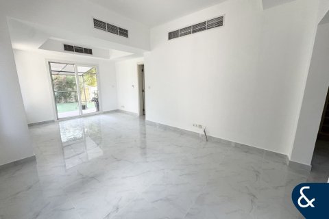 Vila u The Springs, Dubai, UAE 3 spavaćih soba, 315 m2 Br. 688916 - fotografija 8