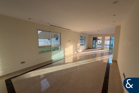 Villa para arrendamento em Jumeirah Village Triangle, Dubai, EAU 4 quartos, 689 m2 № 688915 - foto 9