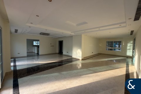 Villa para arrendamento em Jumeirah Village Triangle, Dubai, EAU 4 quartos, 689 m2 № 688915 - foto 17