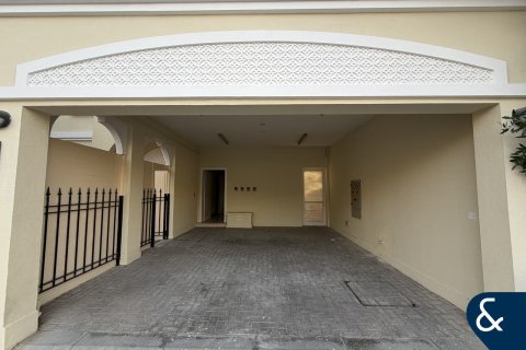 Villa para arrendamento em Jumeirah Village Triangle, Dubai, EAU 4 quartos, 689 m2 № 688915 - foto 5
