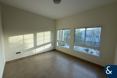 Villa para arrendamento em Jumeirah Village Triangle, Dubai, EAU 4 quartos, 689 m2 № 688915 - foto 15