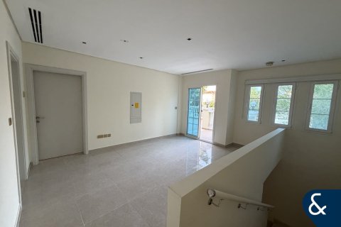 Villa para arrendamento em Jumeirah Village Triangle, Dubai, EAU 4 quartos, 689 m2 № 688915 - foto 12
