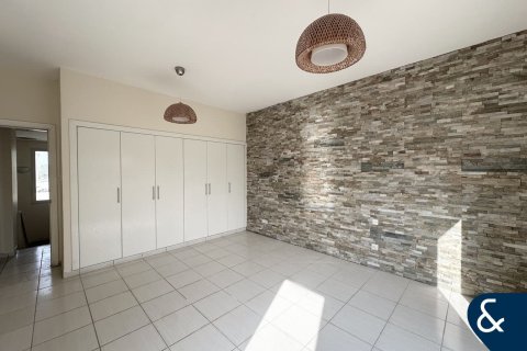 The Springs, Dubai, संयुक्त अरब अमीरात में विला, 3 बेडरूम, 257 वर्ग मीटर, संख्या 688917 - फ़ोटो 13