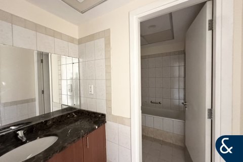 The Springs, Dubai, संयुक्त अरब अमीरात में विला, 3 बेडरूम, 257 वर्ग मीटर, संख्या 688917 - फ़ोटो 11