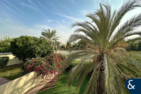 The Springs, Dubai, संयुक्त अरब अमीरात में विला, 3 बेडरूम, 257 वर्ग मीटर, संख्या 688917 - फ़ोटो 15