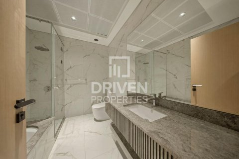 Apartament në Jumeirah Village Circle, Dubai, Emiratet e Bashkuara Arabe 3 dhoma gjumi, 221.39 m2. № 745284 - Foto 16