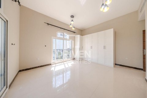 Vila v The Villa, Dubai, SAE 5 spální, 427.35 m2 č. 745285 - Fotografia 11
