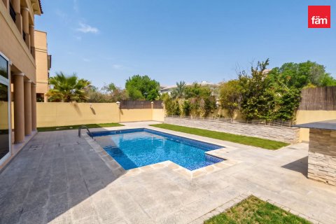 Huvila Dubai, Arabiemiraatit 5 makuuhuonetta, 561.1 m2 № 758150