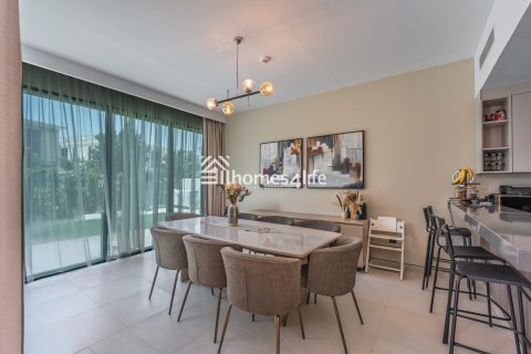 Villa in vendita a Tilal Al Ghaf, Dubai, EAU 4 camere da letto, 579 mq. № 702149 - foto 8