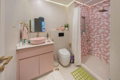 Városi lakóépület itt: Town Square, Dubai, EAE, 3 hálószoba, 203 m², azonosító: 682471 - fénykép 2