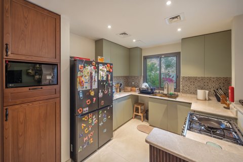 Városi lakóépület itt: Town Square, Dubai, EAE, 3 hálószoba, 203 m², azonosító: 682471 - fénykép 15