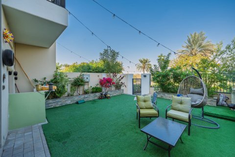 Városi lakóépület itt: Town Square, Dubai, EAE, 3 hálószoba, 203 m², azonosító: 682471 - fénykép 24