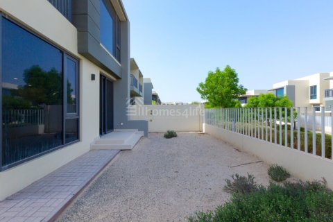 Dubai Hills Estate, Dubai, संयुक्त अरब अमीरात में विला, 4 बेडरूम, 279 वर्ग मीटर, संख्या 682469 - फ़ोटो 4