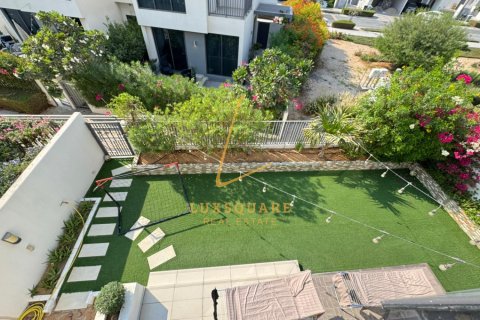 Vila v Dubai Hills Estate, SAE 3 spálne, 203 m2 č. 660588 - Fotografia 3